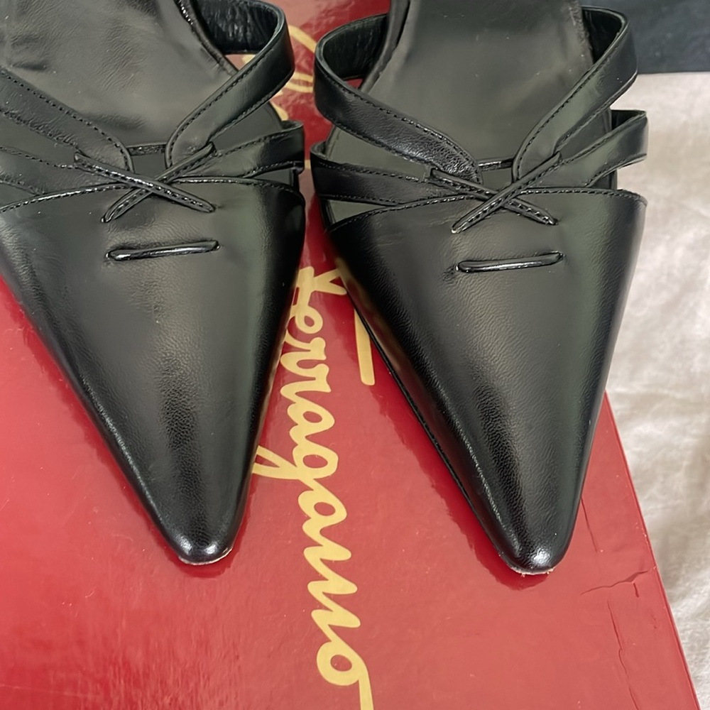Salvatore Ferragamo Black Heels with Thin Straps and Pointed Toe - Picture 2 of 5